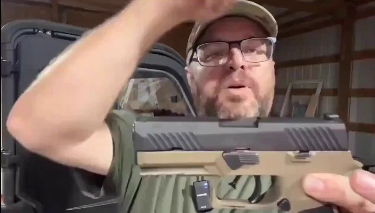 BroWire on X: "A man in the US exposed a dangerous flaw in the Sig Sauer P320, claiming the pistol can fire without the trigger being pulled." / X